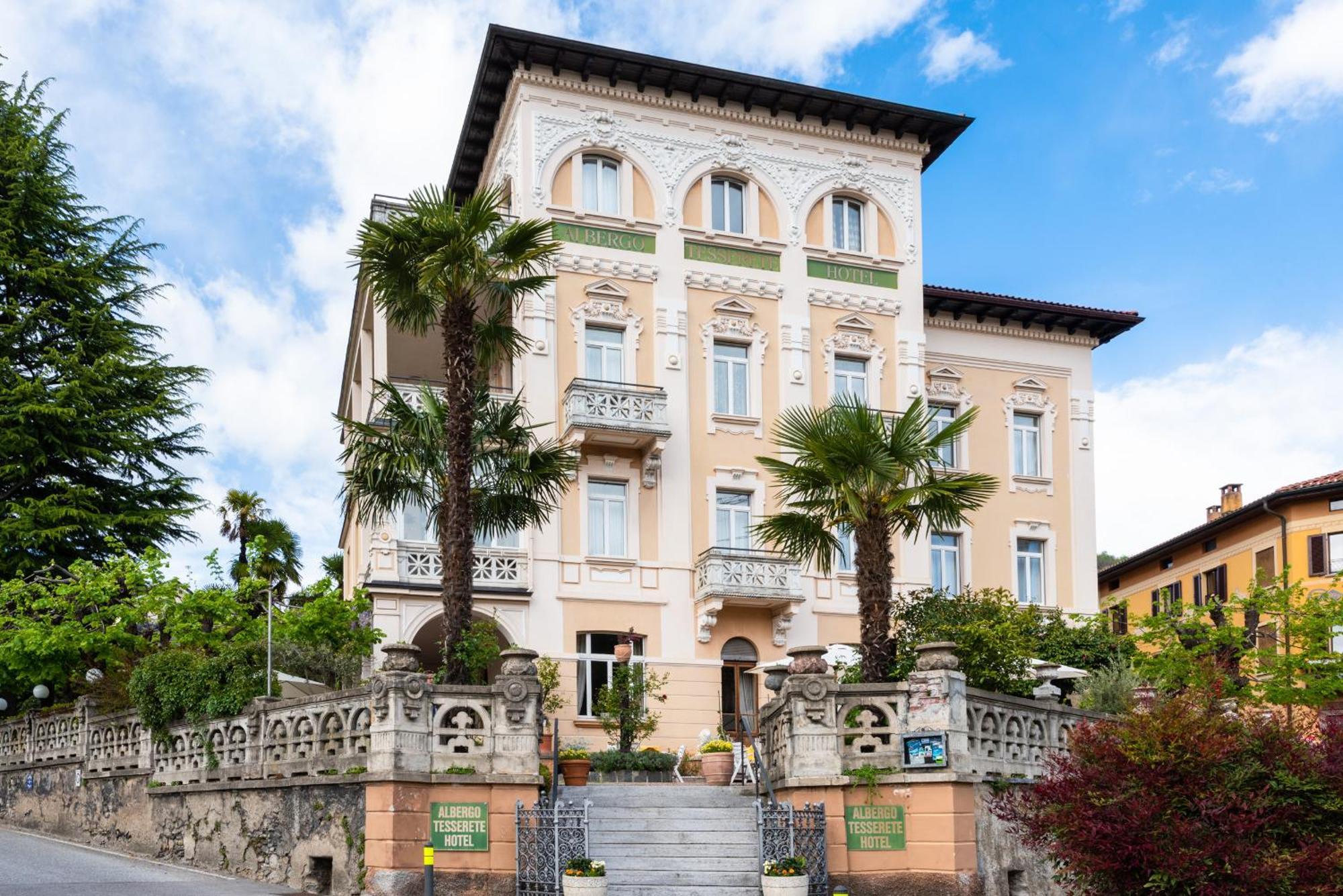 Albergo Hotel 테서리트 외부 사진