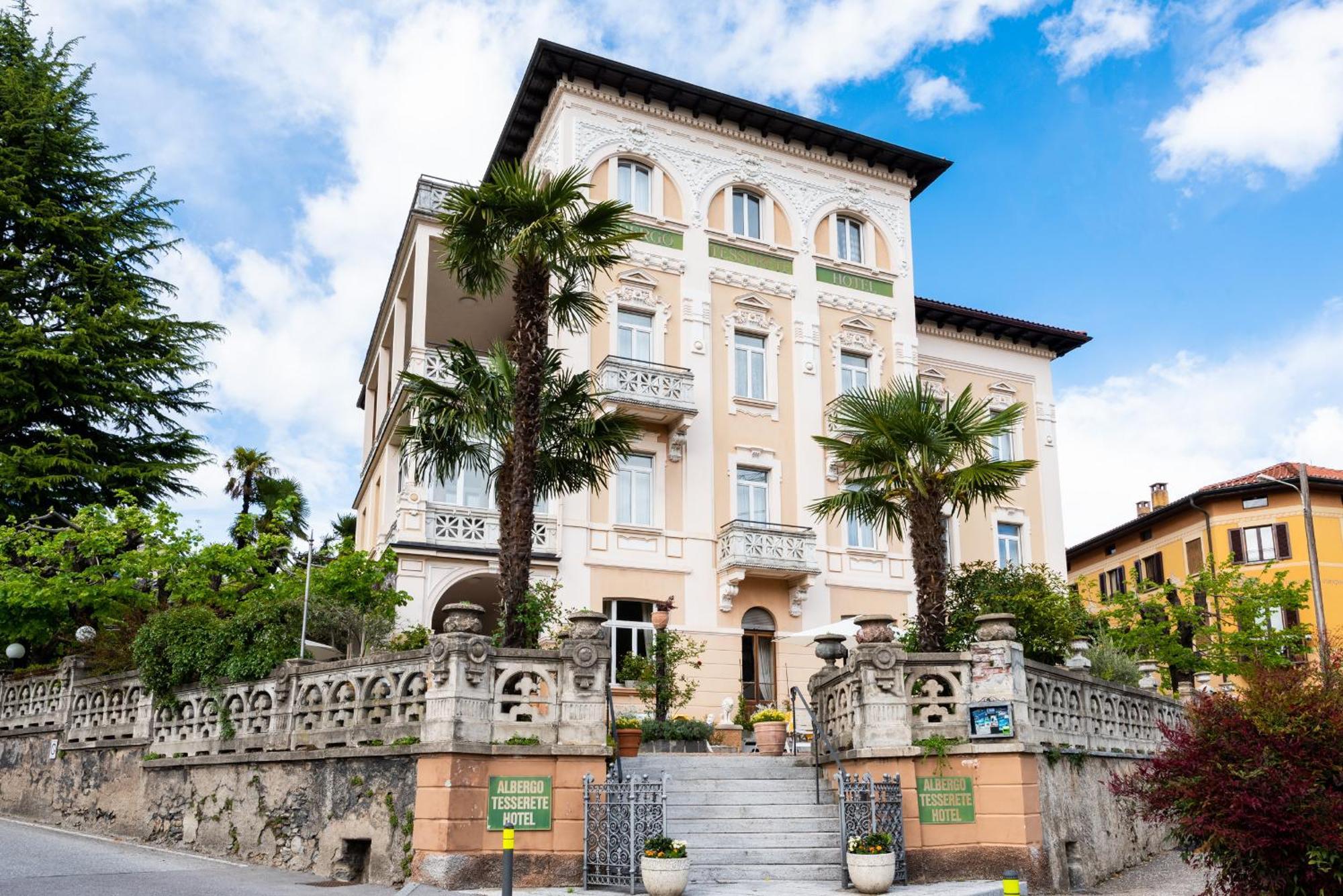 Albergo Hotel 테서리트 외부 사진